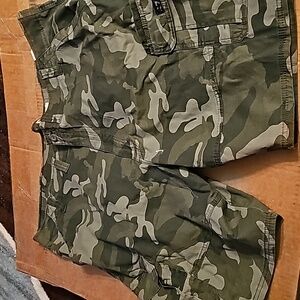 Men's Wrangler Cargo Shorts Camouflage